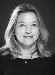 Mary Berna's Instagram, Twitter & Facebook