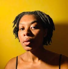 Leah Putnam's Instagram, Twitter & Facebook