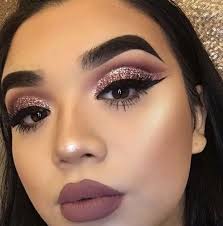 18 Awesome Prom Makeup Ideas For Blue Eyes New Years Eve Makeup Trendy Makeup Makeup
