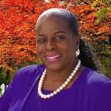 Carletta Wright's Instagram, Twitter & Facebook