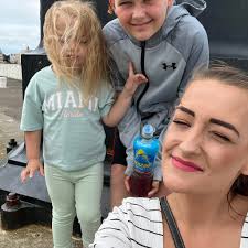 Hi there, I'm looking for a good cleaner. Not a company!. I need someone I  can rely on. Thank you