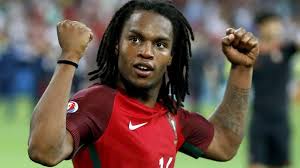Jun 10, 2021 · just a few months prior, sanches had move from his boyhood club benfica to bayern munich in a £35 million deal. Fc Bayern Geruchte Um Alter Von Renato Sanches 18 Jahre Oder Alter Augsburger Allgemeine