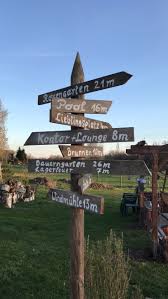 Wegweiser Im Garten Wegweiser Im Garten The Post Wegweiser Im Garten Appeared First On Vorgarten Ideen Vorgarten Ideen Vorgarten Gartengestaltung Ideen