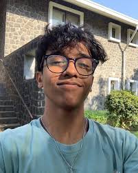 Hello! My name is Asher and I'm from the Philly area. I am fully committed  to Clark and planning