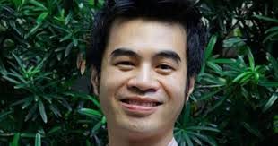 Edward Basil's Instagram, Twitter & Facebook