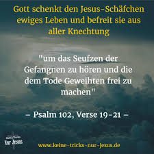 „voraus gehört zwar zur wortgruppe der adverbien und die werden im deutschen klein geschrieben. Dies Wurde Fur Sie In Die Psalme Der Bibel Geschrieben Sie Gehoren Zu Gottes Neuem Volk