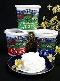 Simple Truth Lemon Quark Cup, 5.3 Oz - Pay Less Super Markets