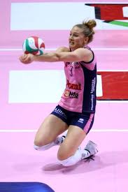 Carli lloyd inizia a giocare a pallavolo alle scuole superiori, con la fallbrook hs. Worldofvolley Ita W Carli Lloyd Might Return To Pomi