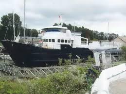 A combined 20 years in the industry along with past and present working relations with most all manufacturers, we are very diversified in the business. House Boats For Sale Boats Com