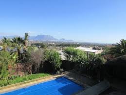 Prestigious Home With Views Over Table Mountain And Cape Peninsulaproperty Location De Tijger Upper Zone This Pres With Images Open Plan Living Gumtree South Africa House
