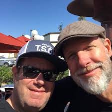 Hey Donnie, happy birthday handsome! 💟