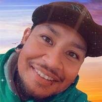 Leonardo Xavier's Instagram, Twitter & Facebook