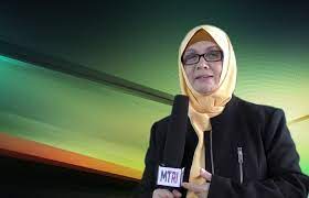 Maybe you would like to learn more about one of these? Kisah Hidup Mengharukan Irena Handono Dari Biarawati Menjadi Ustadzah Seruni Id