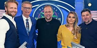 Seitdem die sendung im september 1999 gestartet wurde, führt günther jauch als moderator und fragensteller durch die show. Wer Wird Millionar Sophia Thomalla Will Gunther Jauch Um Eine Million Erleichtern