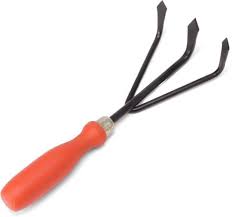 The cobrahead is a multipurpose hand tool for use in gardening, horticulture and agriculture that is superior to all similar tools on the market. Airex Garden Hand Rake Metal Garden Cultivator Tools Small Rake In Multicolor Garden Rake 31 Cm Garden Rake 31 Cm Buy Online In Turkey At Desertcart 142328571