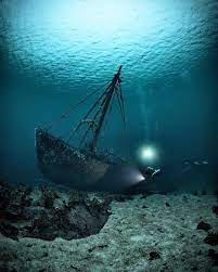 Alex Dawson On Instagram If You Imagined A Wreck At The Bottom Of The Sea Many People Would Draw A Picture Pictures To Draw Underwater Scuba Diving Courses