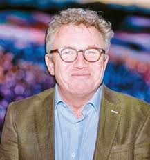 그 들판엔 6만개의 오색 불빛이 핀다