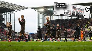 Pauli fixtures tab is showing last 100 football matches with statistics and win/draw/lose icons. Fc St Pauli Afd Greift Zweitligisten Wegen Duschgel An Sportbuzzer De