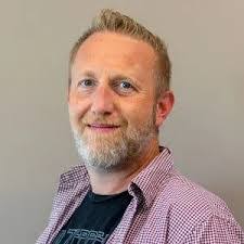 Steven Hardesty's Instagram, Twitter & Facebook