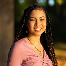 Brittney Bond's Instagram, Twitter & Facebook