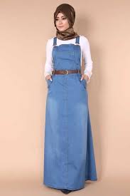 Modaselvim Tesettur Bahcivan Kot Elbise Modelleri Moda Tesettur Giyim Elbise Modelleri Kot Elbiseler Abaya Tarzi