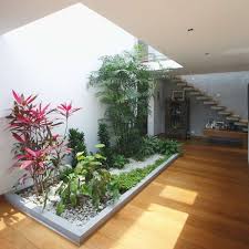 15 Idees De Jardins En Appartement Diy Amenagement Jardin Interieur Jardin Interieur Design Cour