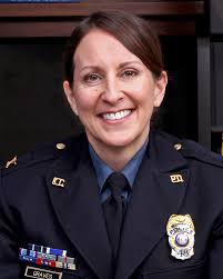 Stacey Graves's Instagram, Twitter & Facebook