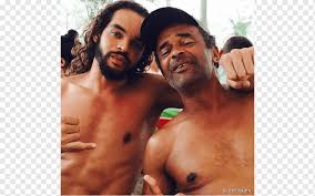 Biographie yannick noah, toutes les informations sur yannick noah sont sur culture tv5monde. Joakim Noah Yannick Noah New York Knicks Nba Barechestedness Nba Sports Abdomen Father Png Pngwing