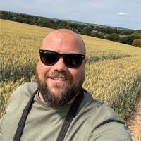 50+ "Dan Lunn" profiles