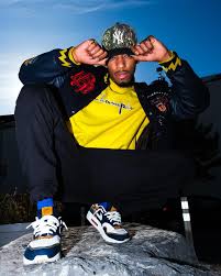 impromptu street shoot with @smith_reesie, fit too clean to not  capture😤😮‍💨 . . . love doing all this photography work recently, so  stoked to keep pushing! Camera info (for those curious): Fujifilm