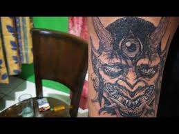 Black and grey tattoos are extremely popular, and are used in almost every tattoo style from realism, japanese, american traditional and geometric. Proses Tato Skull Di Lengan Atas Black And Gray By Chal Ink Tattoo Studio Cipondoh Tangerang Youtube