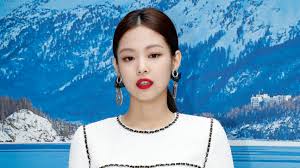 Jennie is a member of blackpink, as well as a soloist. Jennie Of Blackpink Reveals New Blonde Hair In Kill This Love Promo Allure