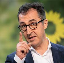 From 2004 to 2009 cem özdemir was a member of the european parliament (greens/efa). Nach Baerbock Auch Ozdemir Meldet Bundestag 20 500 Euro Nach Welt