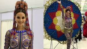 Proud na rumampa si miss universe philippine 2018 catriona gray suot ang kanyang national costume. Catriona Gray Displays Luzon Visayas Mindanao In Miss Universe Nat L Costume Miss Universe 2020