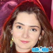 Người nổi tiếng sinh năm 1998