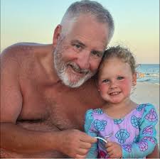 I am aware that some people won't be voting Holcombe for mayor since he  accidentally used the wrong gas card for a trip out of town. To those who  are anti Jim