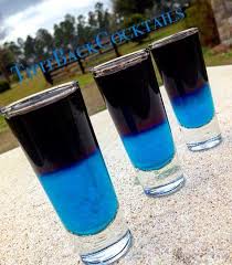 Black And Blue Beer Mix These Black And Blue Shooter S Would Be A Hit At Your Next Fight Night Party Ufc Shooter S Mix Each Lay Drinks Alcohol Recipes Shot Drinks Fun Cocktails