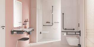 Alles zum thema barrierefreies badezimmer ➤ kosten, kostenübernahme, eigenanteil, umbaumaßnahmen und mehr ✓ jetzt in einem barrierefreien badezimmer müssen hingegen mindestens 120 x 120 cm raum bestehen, für rollstuhlfahrer vergrößert sich dieser auf 150 x 150 cm. Professional Care Barrierefreie Sanitarprodukte Von Hewi Hewi