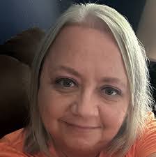 Regina Lockard's Instagram, Twitter & Facebook