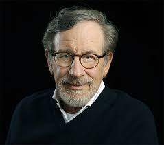 Steven Spielberg vai produzir nova sci-fi de invasão alienígena