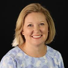 Amanda Kennington's Instagram, Twitter & Facebook