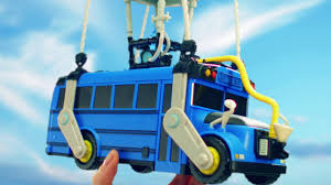 Visit a viking ship, a camel, and a crashed battle bus. Fortnite Battle Royale Collection Battle Bus 2 Exclusive Figures Burnout Funk Op Tv Movie Video Games Toys Hobbies
