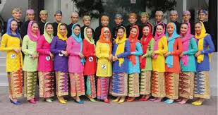 Busana pengantin berkualitas dengan harga bersahabat. Mengenal Rupa Rupa Pakaian Adat Betawi Kumparan Com