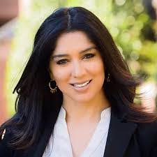 Adela Duncan's Instagram, Twitter & Facebook