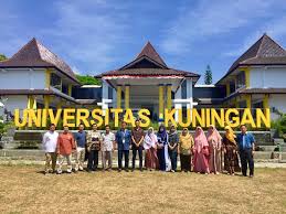 Informasi pesantren calon sarjana dan bimbingan karir tahun akademik 2020/2021 daring (zoom). 4 Mahasiswa Fkom Uniku Ikuti Program Transfer Kredit Di Universiti Utara Malaysia Universitas Kuningan