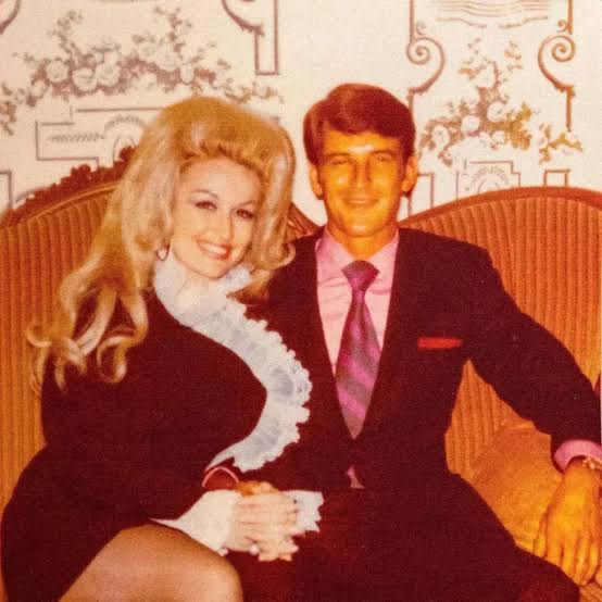 Everything Dolly Parton Said About Her Late Husband Carl Dean: How They Met and More