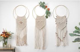 An oversized, handmade macramé piece of wall art can be expensive, but costs a fraction of the price if you take on the project yourself, this diy macrame wall art is a simple project that can create a focal point in a room. Macrame Wall Hanging Ideas Make Your Home Festive Ready