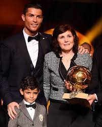 Irina shayk started dating cristiano ronaldo in may 2010. Why Shake Broke Up With Cristiano Ronaldo Irina Shayk Called The Reason For Parting With Ronaldo