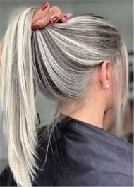 40 Gorgeous Platinum Blonde Hair Colors And Styles For You Cute Hostess For Modern Women In 2020 Blonde Hair Color Blonde Hair Looks Platinum Blonde Hair