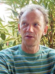 Aufschlag.qxd (Page 1)